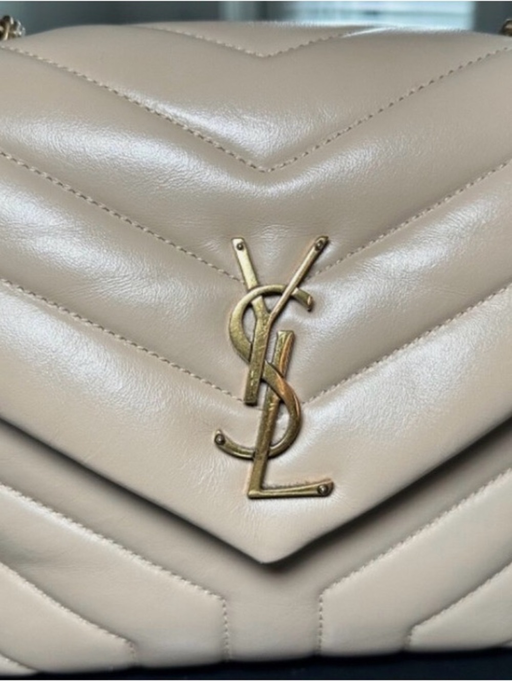 Saint Laurent Cream Quilted Leather Shoulder Bag with silver Chain - Picture 2 of 3